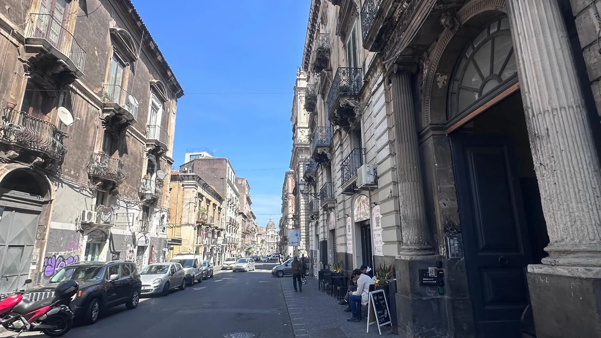 Exclusive Catania Suite