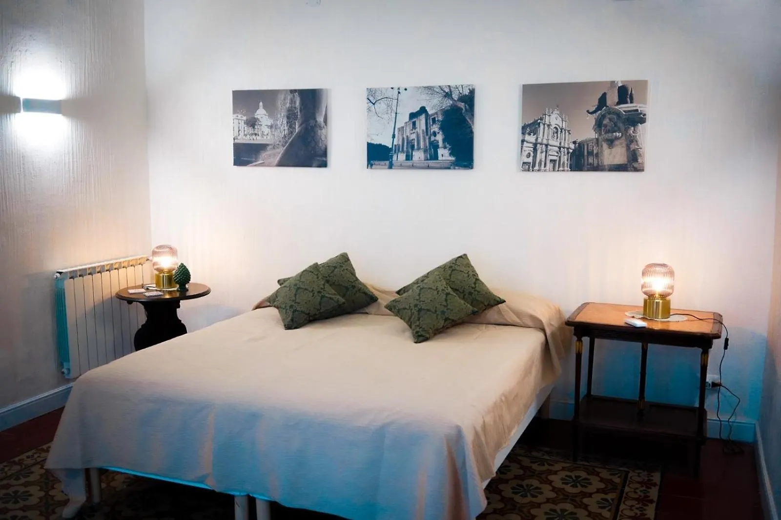 Exclusive Catania Suite 0*,